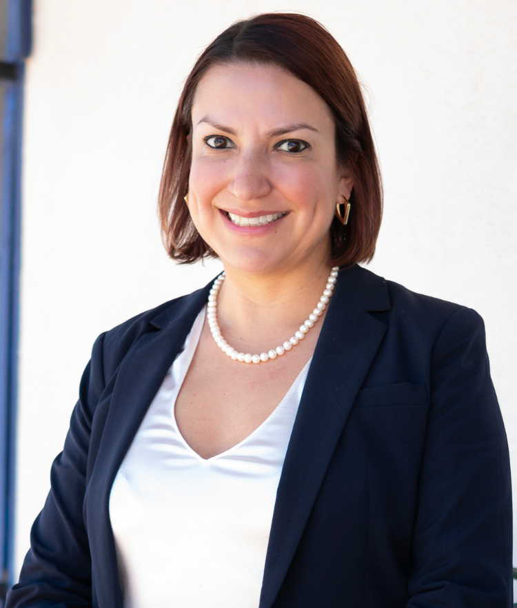 Marisa Ong, Singleton Schreiber Photo